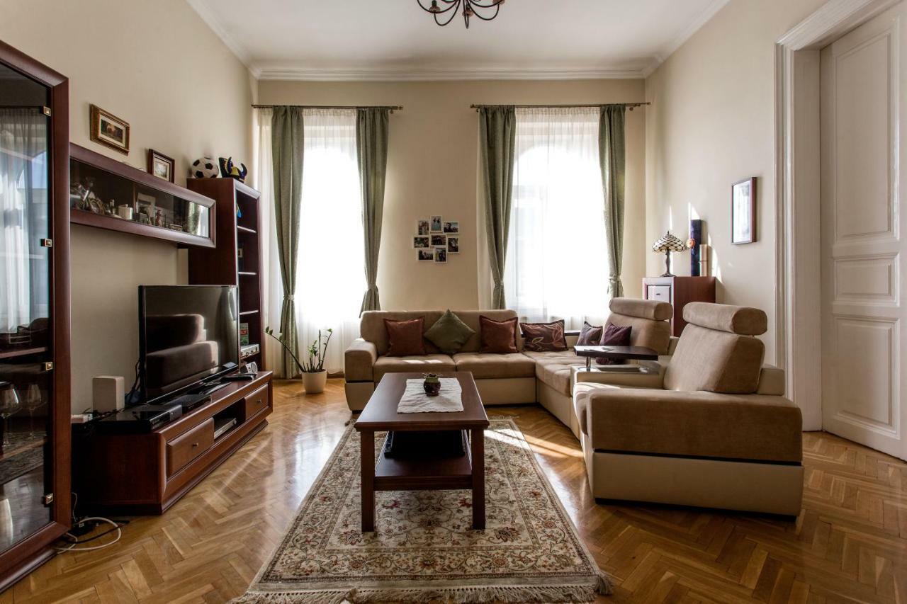 St. Stephen Boulevard Apartment Budapest Exterior photo